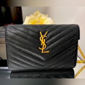 Monogramme Large Grain de Poudre Envelope Chain Wallet